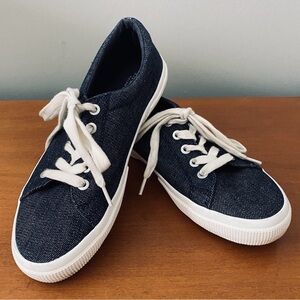 Navy blue Ralph Lauren sneakers, size 7.5 EUC.